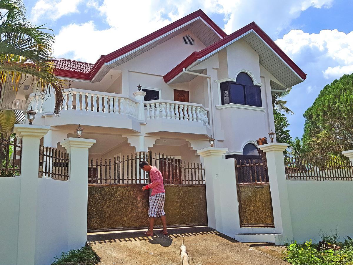 Sofias House Rental Città di Tagbilaran Esterno foto