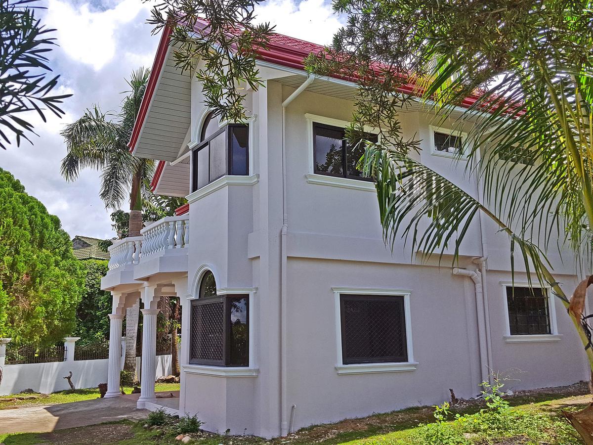 Sofias House Rental Città di Tagbilaran Esterno foto