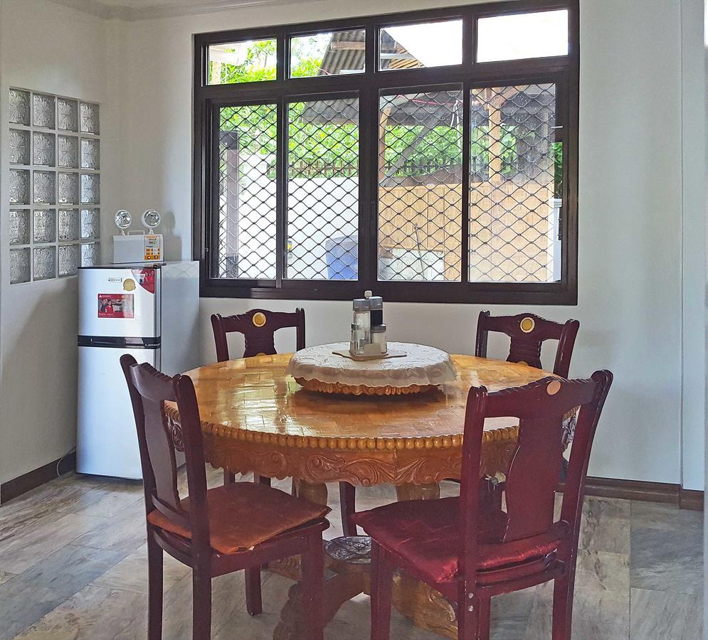 Sofias House Rental Città di Tagbilaran Esterno foto